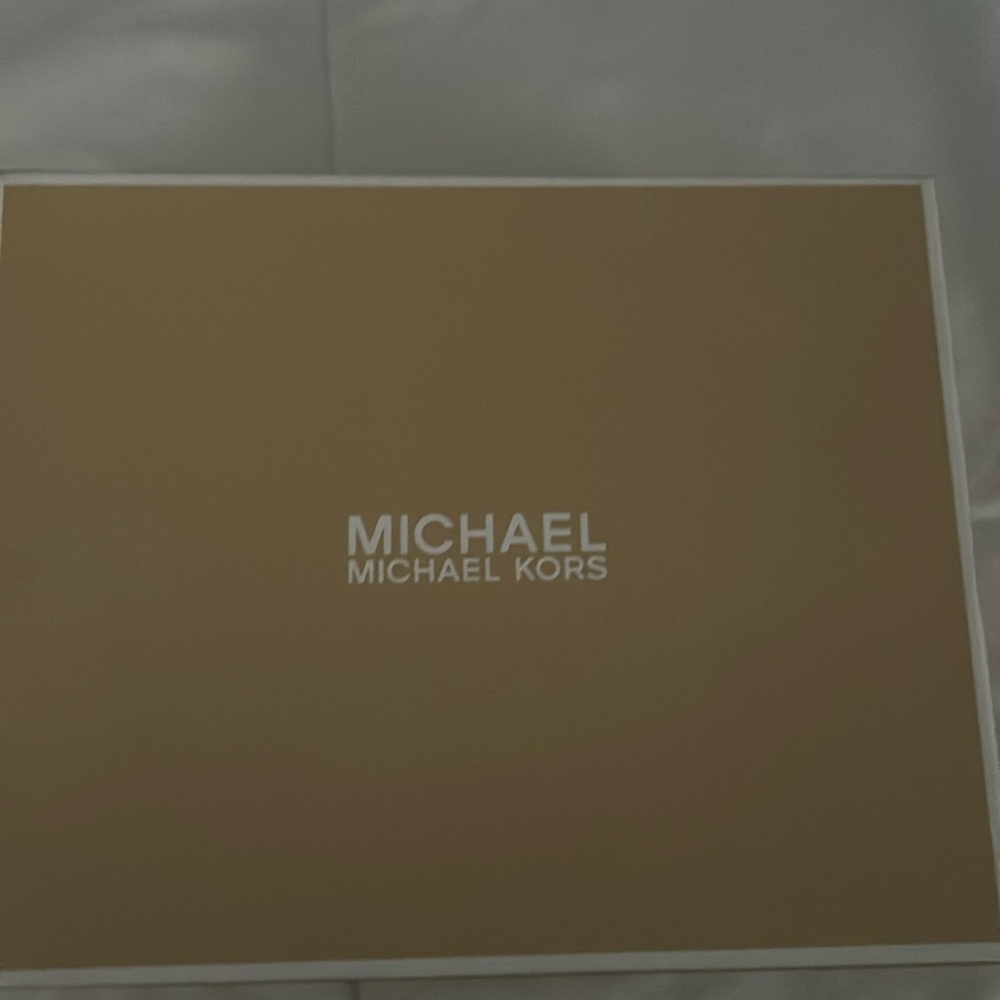 Michael Kors Sandal size 8